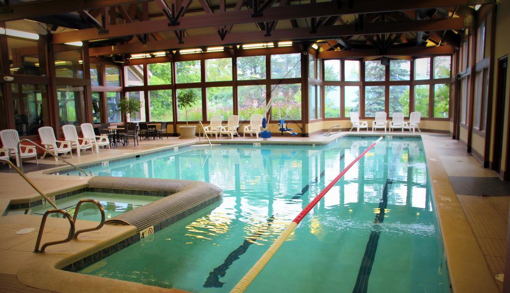Отель Crystal Mountain Thompsonville Экстерьер фото