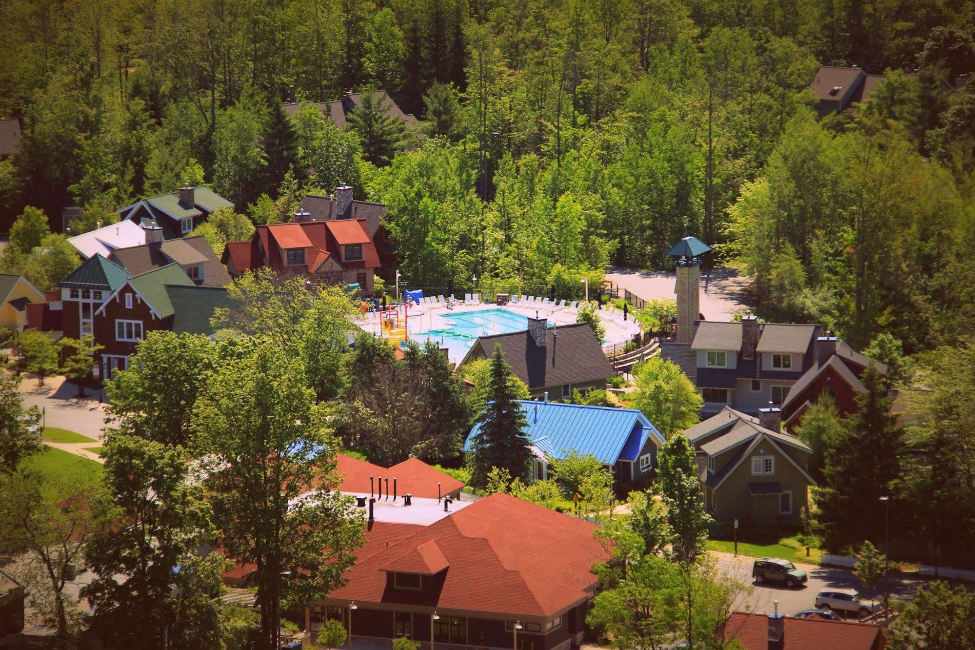 Отель Crystal Mountain Thompsonville Экстерьер фото